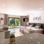 Seacoast Retreat With Pool And Access By Drago Apartamento *