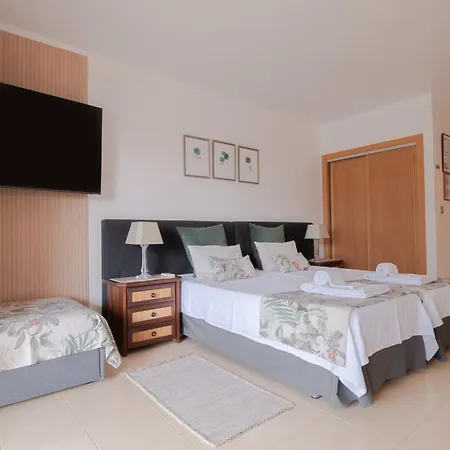 Seacoast Retreat With Pool And Access By Drago Apartament