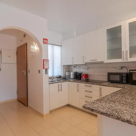 Apartament Seacoast Retreat With Pool And Access By Drago