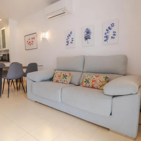 Seacoast Retreat With Pool And Access By Drago Apartament Albufeira