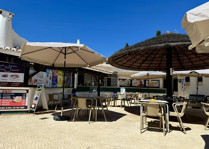 Seacoast Retreat With Pool And Access By Drago Albufeira