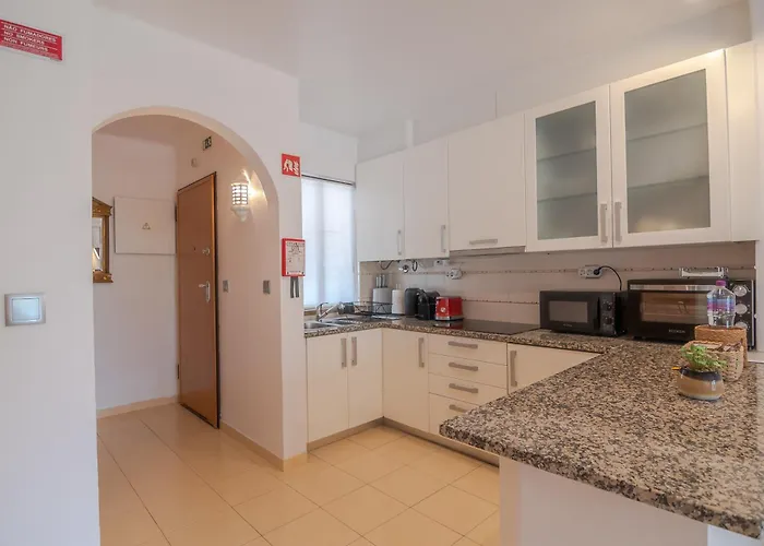 Daire Seacoast Retreat With Pool And Access By Drago