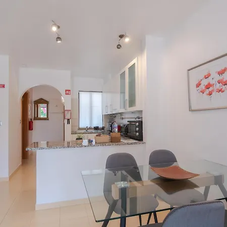 Appartement Seacoast Retreat With Pool And Access By Drago